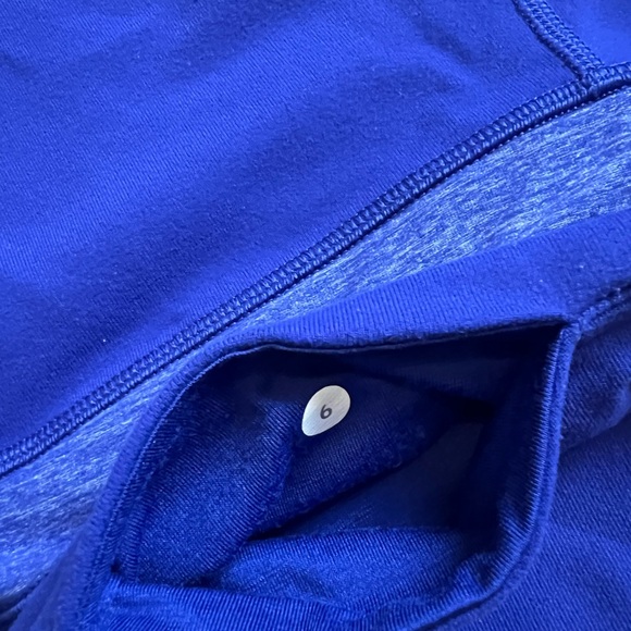 Lululemon Reversible Shorts - Picture 5 of 5